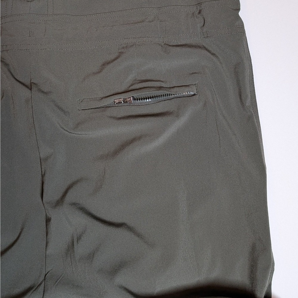 Athleta Topanga Jumpsuit Women M Gorpcore Utility Wide Leg Sleeveless V-Neck - Picture 9 of 11